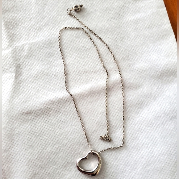 Tiffany & Co. Open Heart necklace - Picture 1 of 3